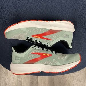 Brooks DNA running shoes